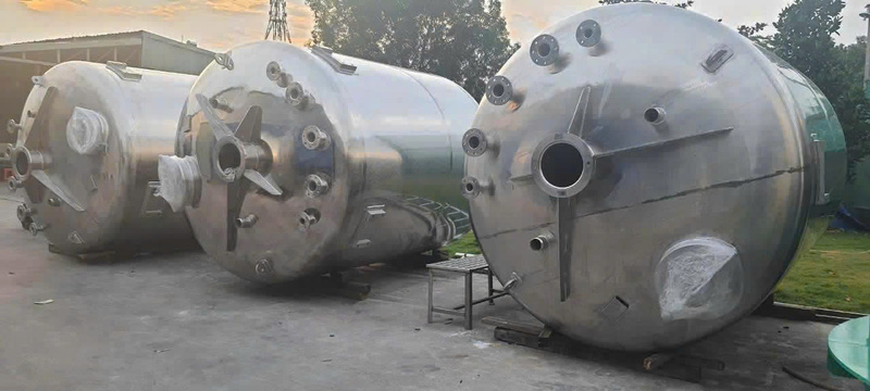 Gia công bồn inox công nghiệp